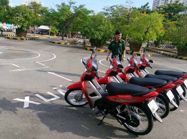 Thi Bằng Lái Xe Máy Thạnh Hoá Long An
