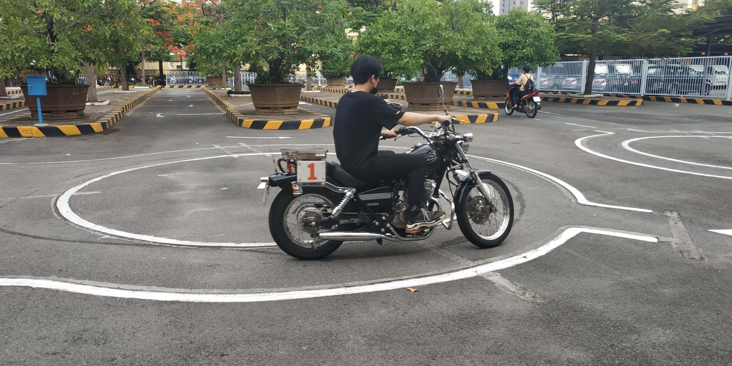 Thi Thử Bằng Lái Xe Mô Tô A2 HCM